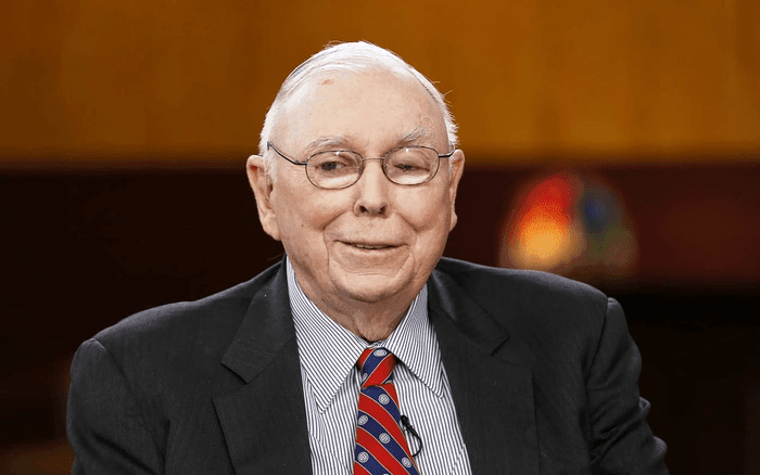 Charlie Munger là ai?