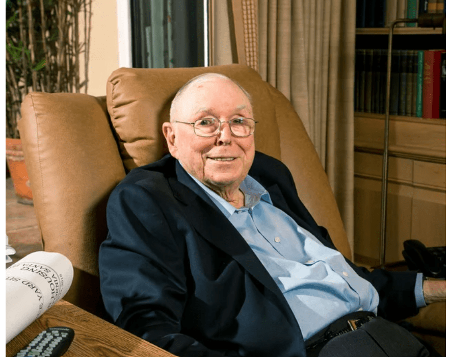 Charlie Munger là ai? Cuộc đời của Charlie Munger